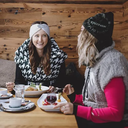 Superior Sport Und Familienresort Alpenblick ホテル