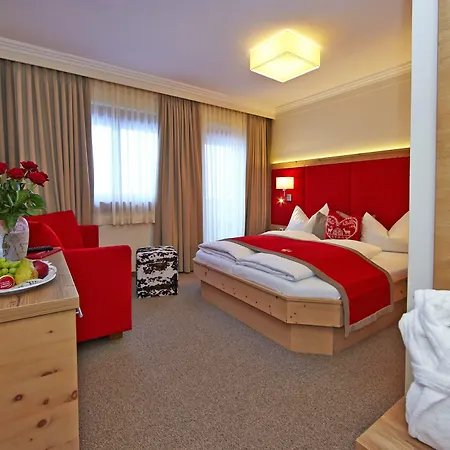 ホテル Sport- Und Familienresort Alpenblick ツェル アム ゼー