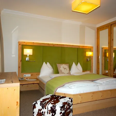 Superior Sport und Familienresort Alpenblick Hotel 4*