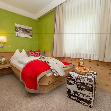 Superior Sport Und Familienresort Alpenblick Zell am See