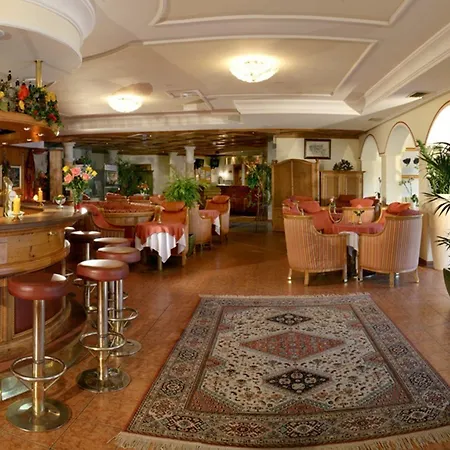 Superior Sport Und Familienresort Alpenblick Hotell