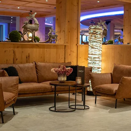 Superior Sport Und Familienresort Alpenblick Hotell Zell am See