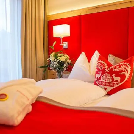 Superior Sport Und Familienresort Alpenblick 호텔 4*