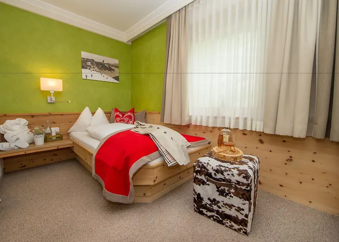 Superior Sport Und Familienresort Alpenblick Zell am See